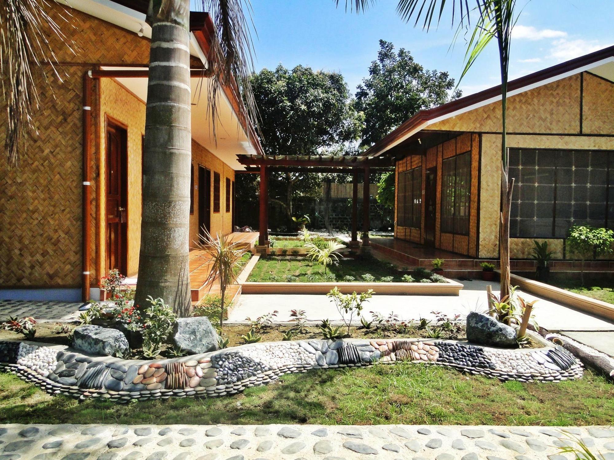 Susan'S Place Bed And Breakfast Puerto Princesa Екстериор снимка